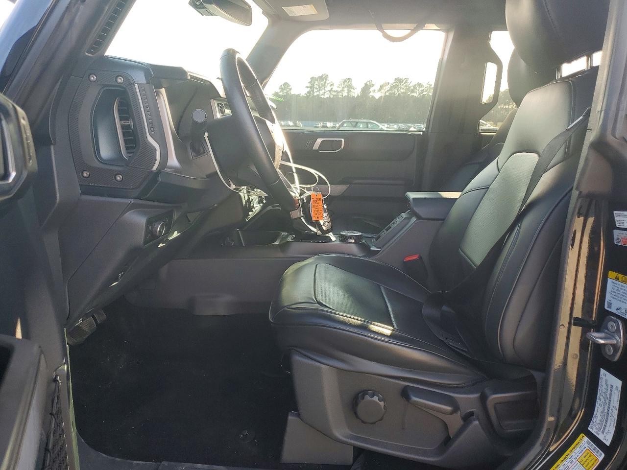 2023 FORD BRONCO BASE photo 7