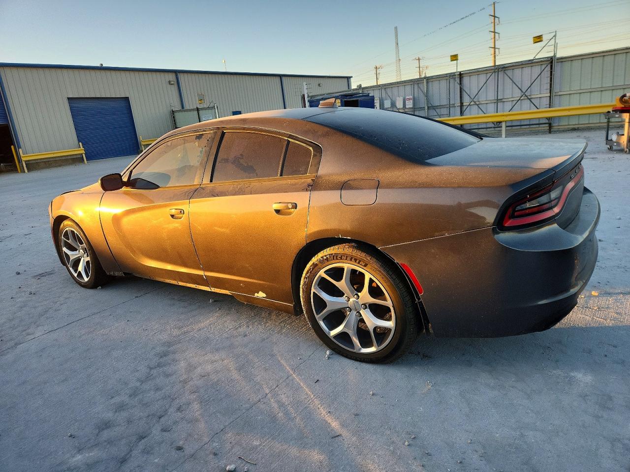 2016 DODGE CHARGER SXT photo 2