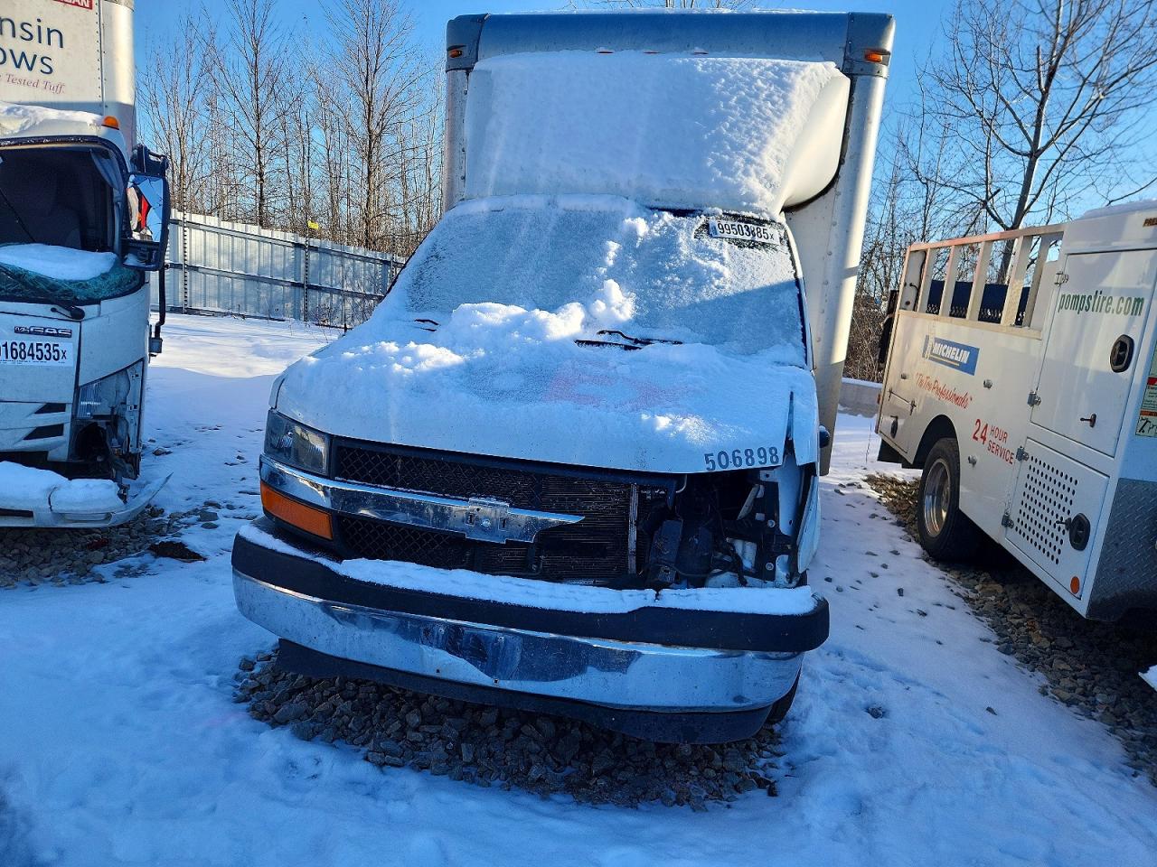 2017 CHEVROLET EXPRESS G3500 photo 5