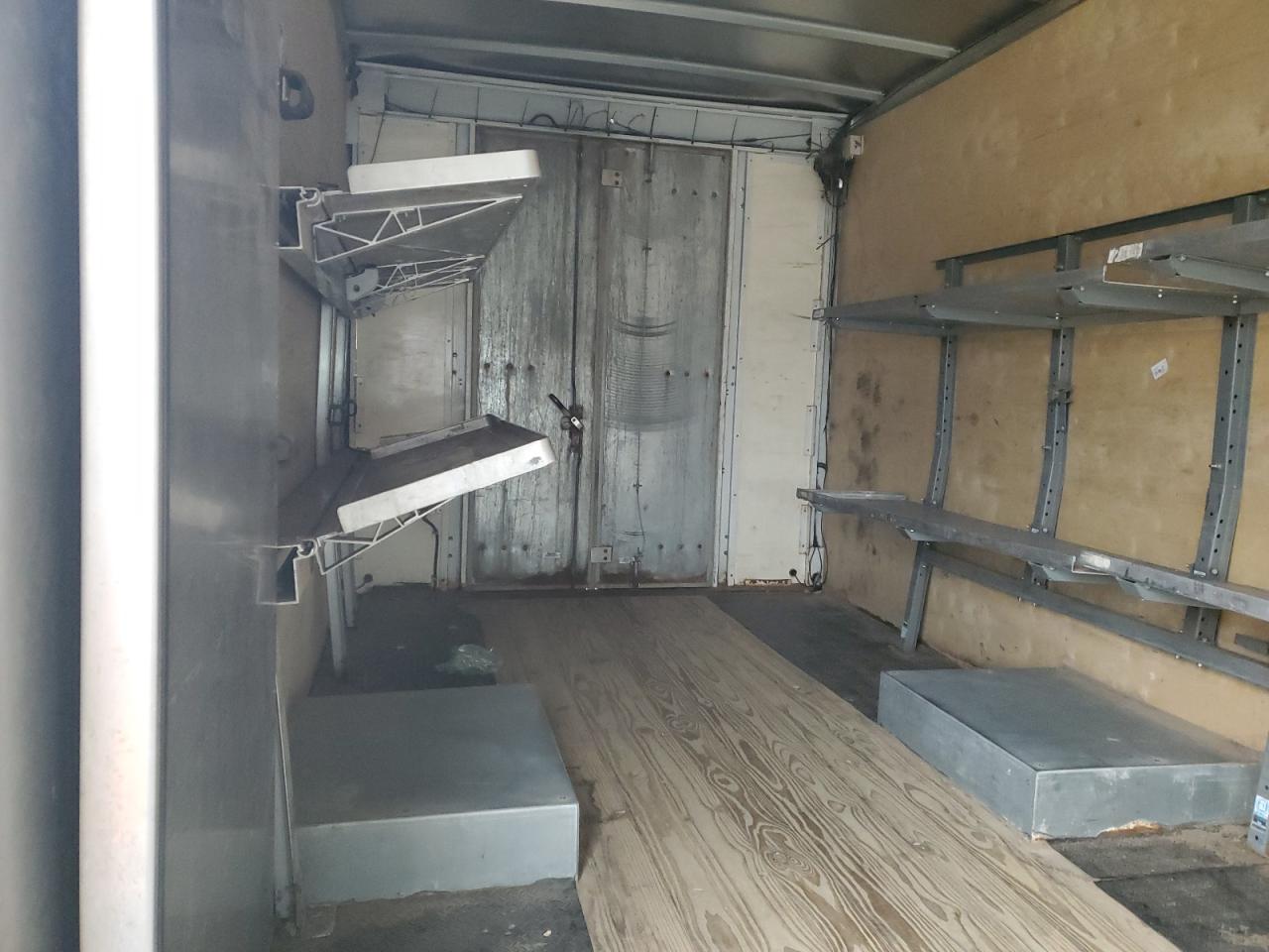 2017 CHEVROLET EXPRESS G3500 photo 10
