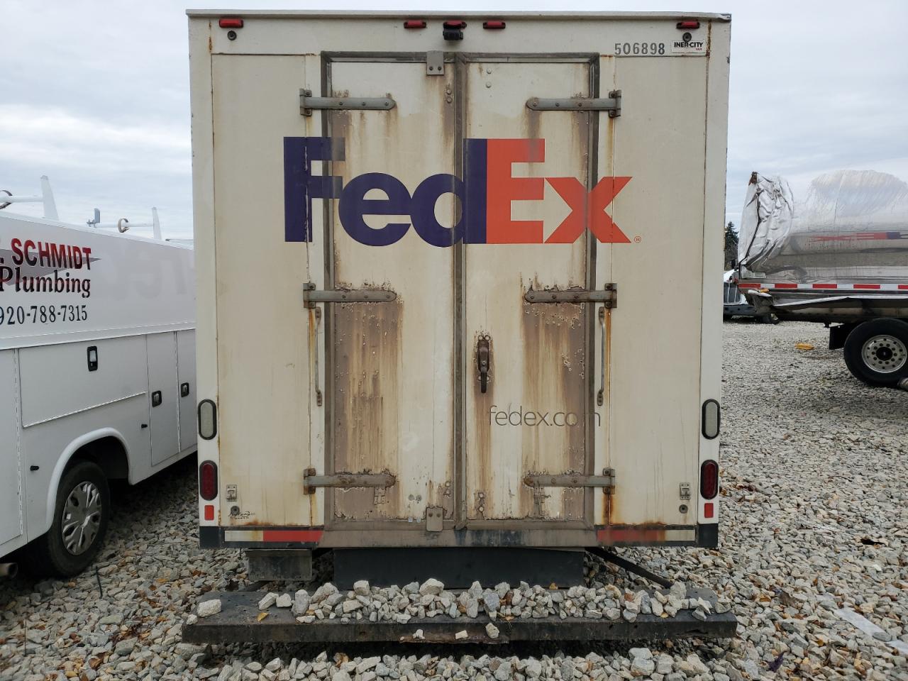 2017 CHEVROLET EXPRESS G3500 photo 6