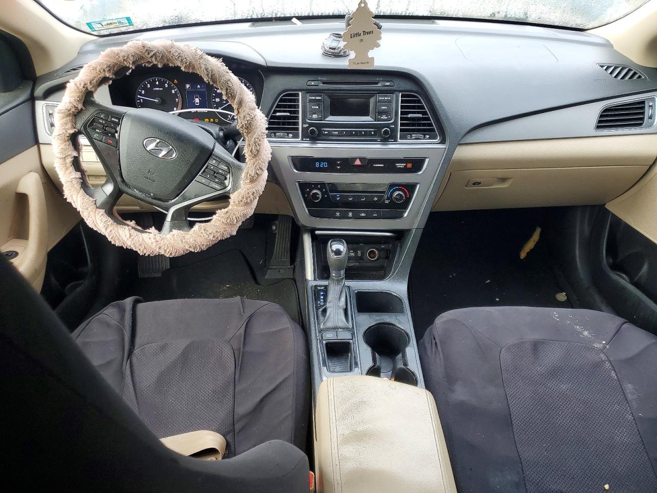 2015 HYUNDAI SONATA SE photo 8