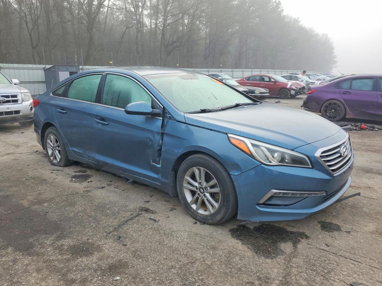 2015 HYUNDAI SONATA SE photo 4