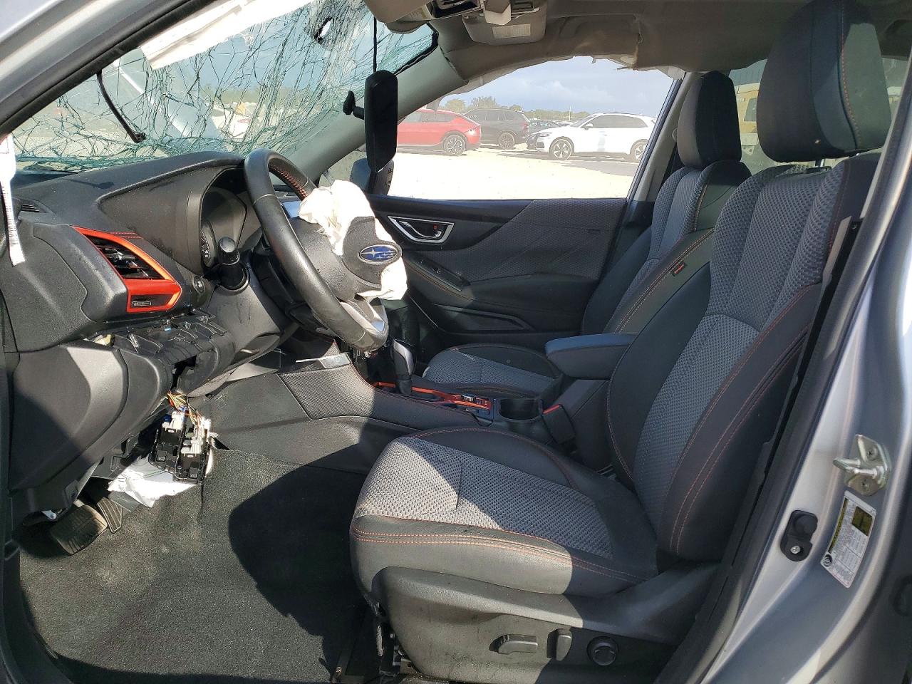 2021 SUBARU FORESTER SPORT photo 13