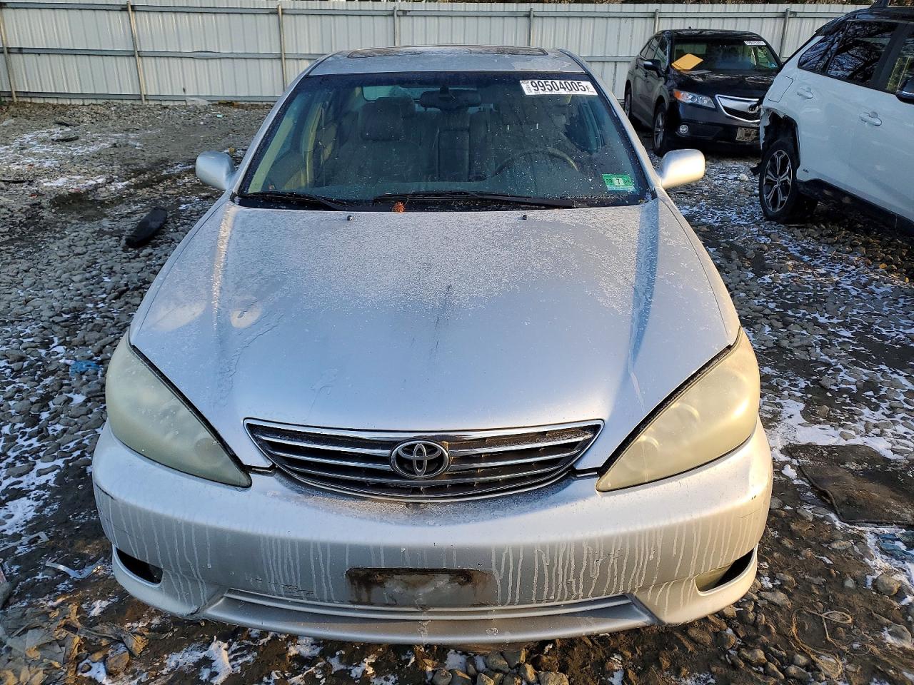 2005 TOYOTA CAMRY LE photo 5