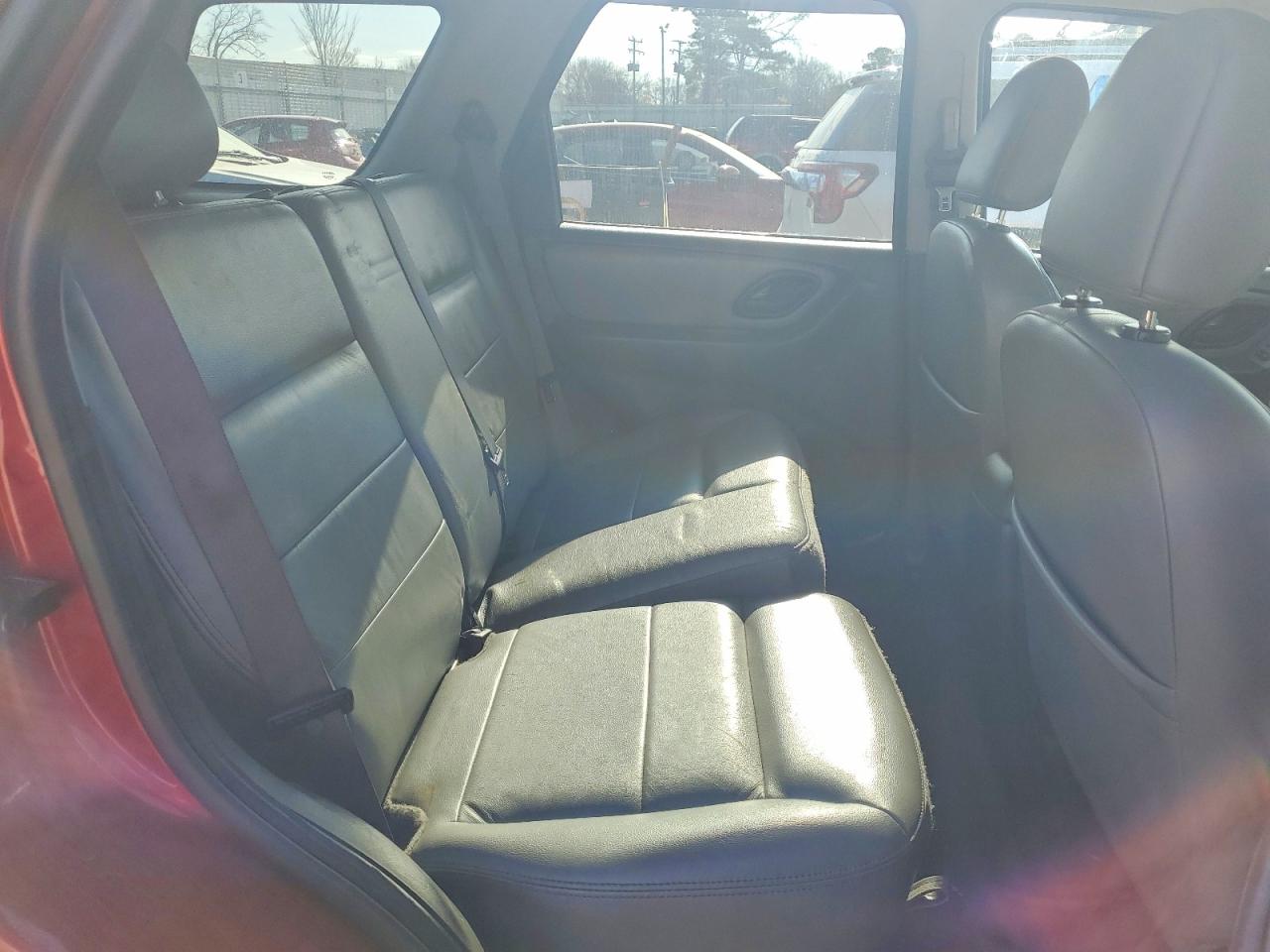2006 FORD ESCAPE XLT photo 11