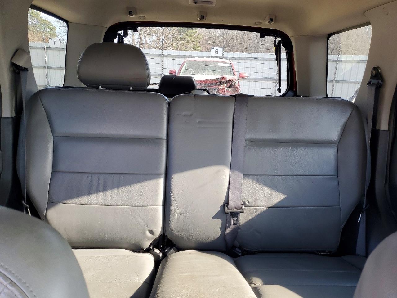 2006 FORD ESCAPE XLT photo 10