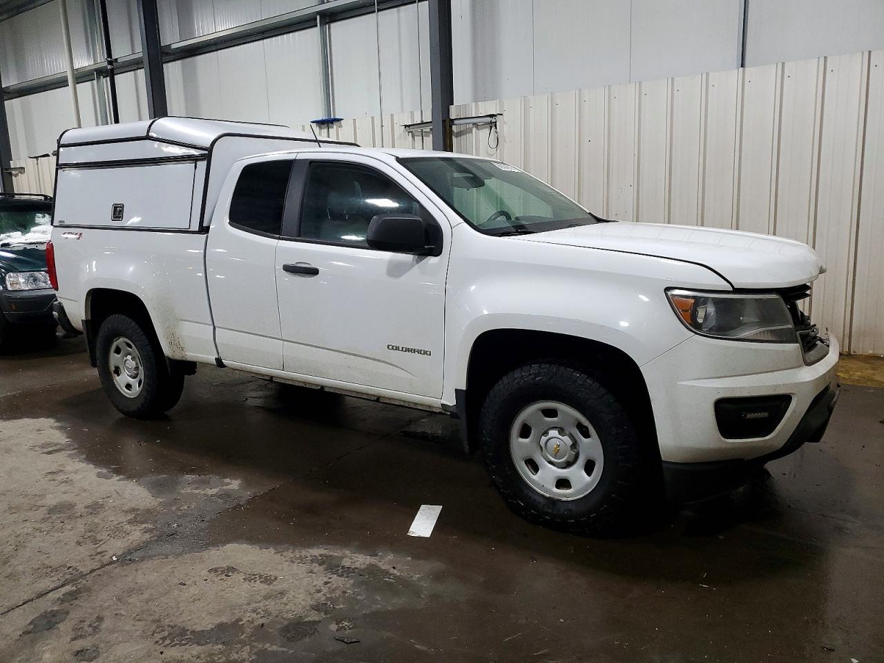 2019 CHEVROLET COLORADO photo 4