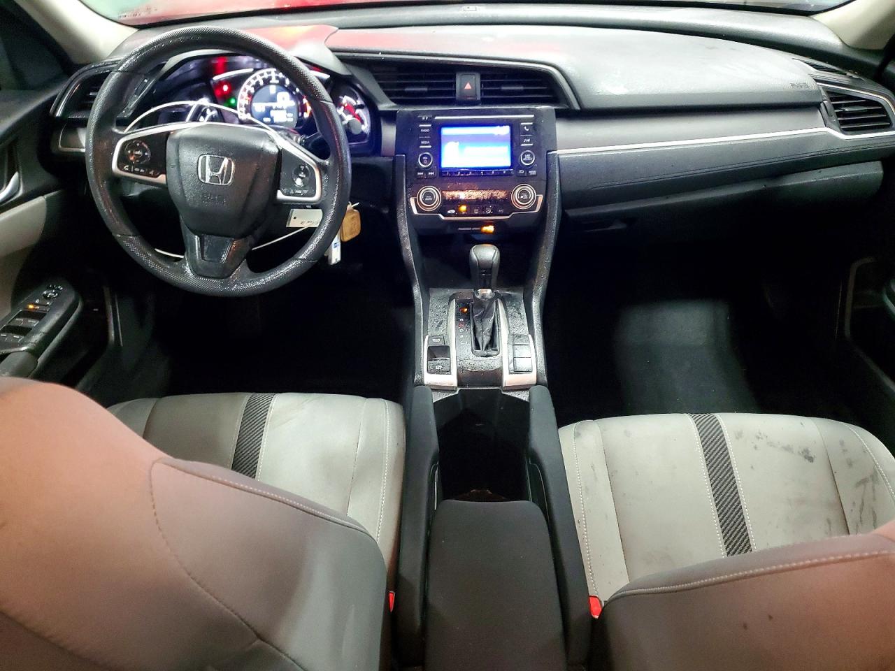 2017 HONDA CIVIC LX photo 8