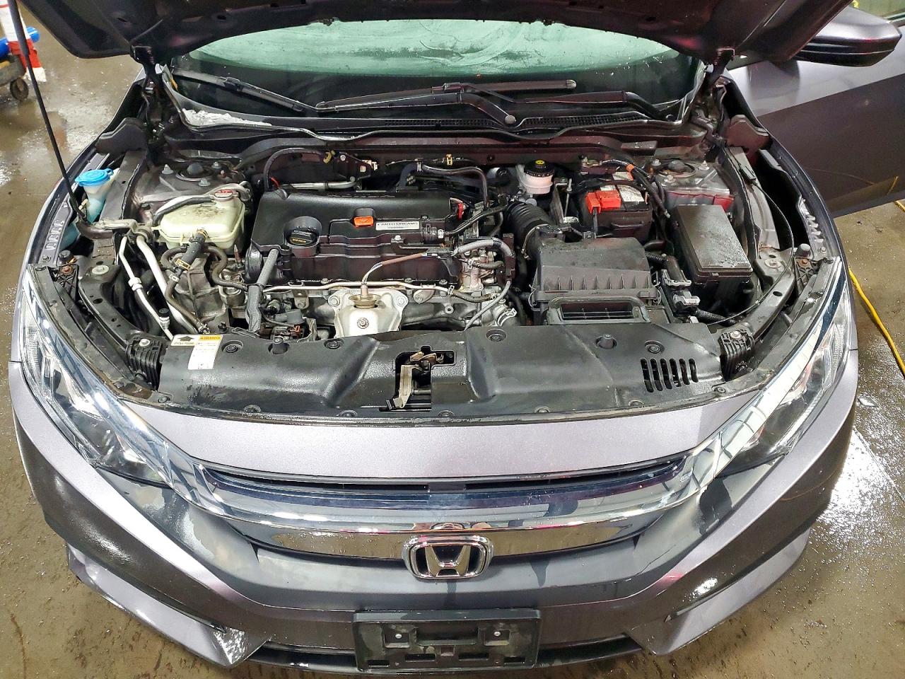 2017 HONDA CIVIC LX photo 11