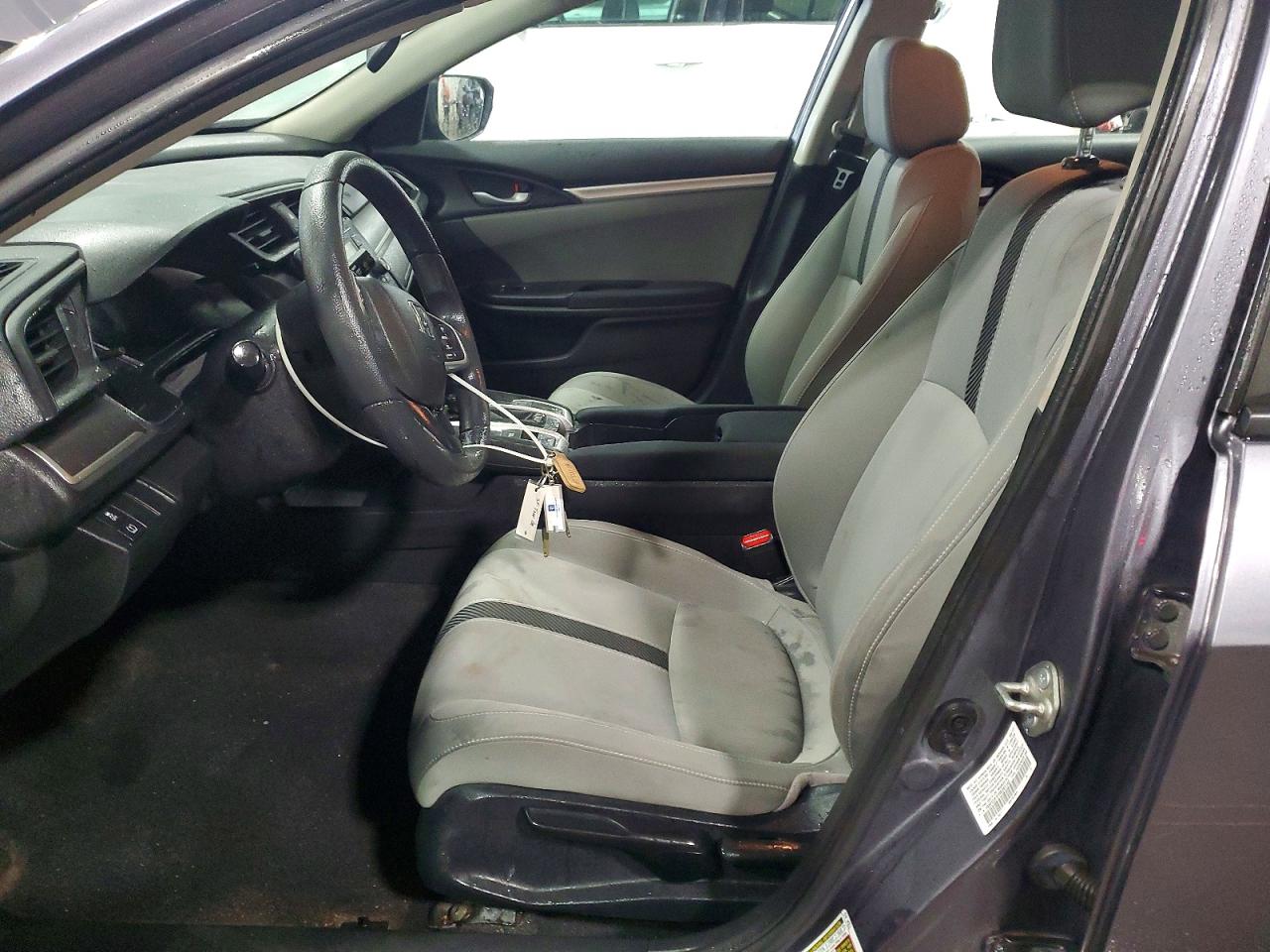 2017 HONDA CIVIC LX photo 7