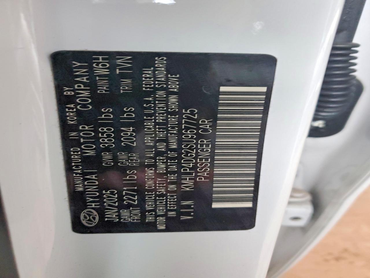 2025 HYUNDAI ELANTRA LIMITED photo 12