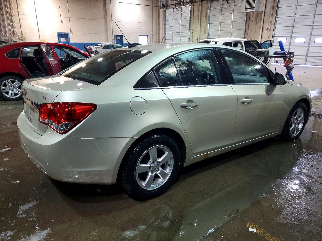 2015 CHEVROLET CRUZE LT photo 3