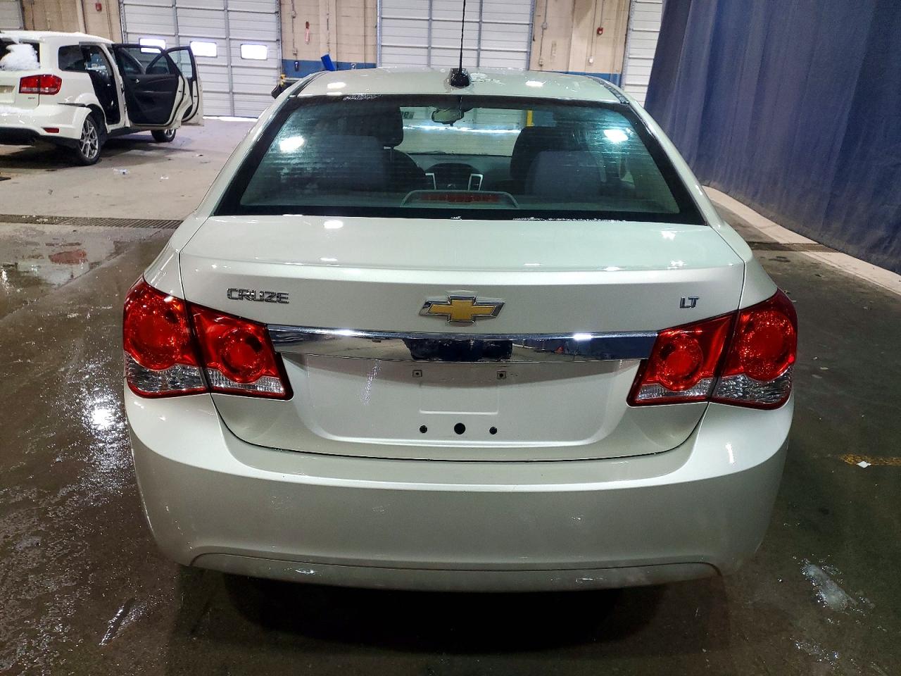 2015 CHEVROLET CRUZE LT photo 6