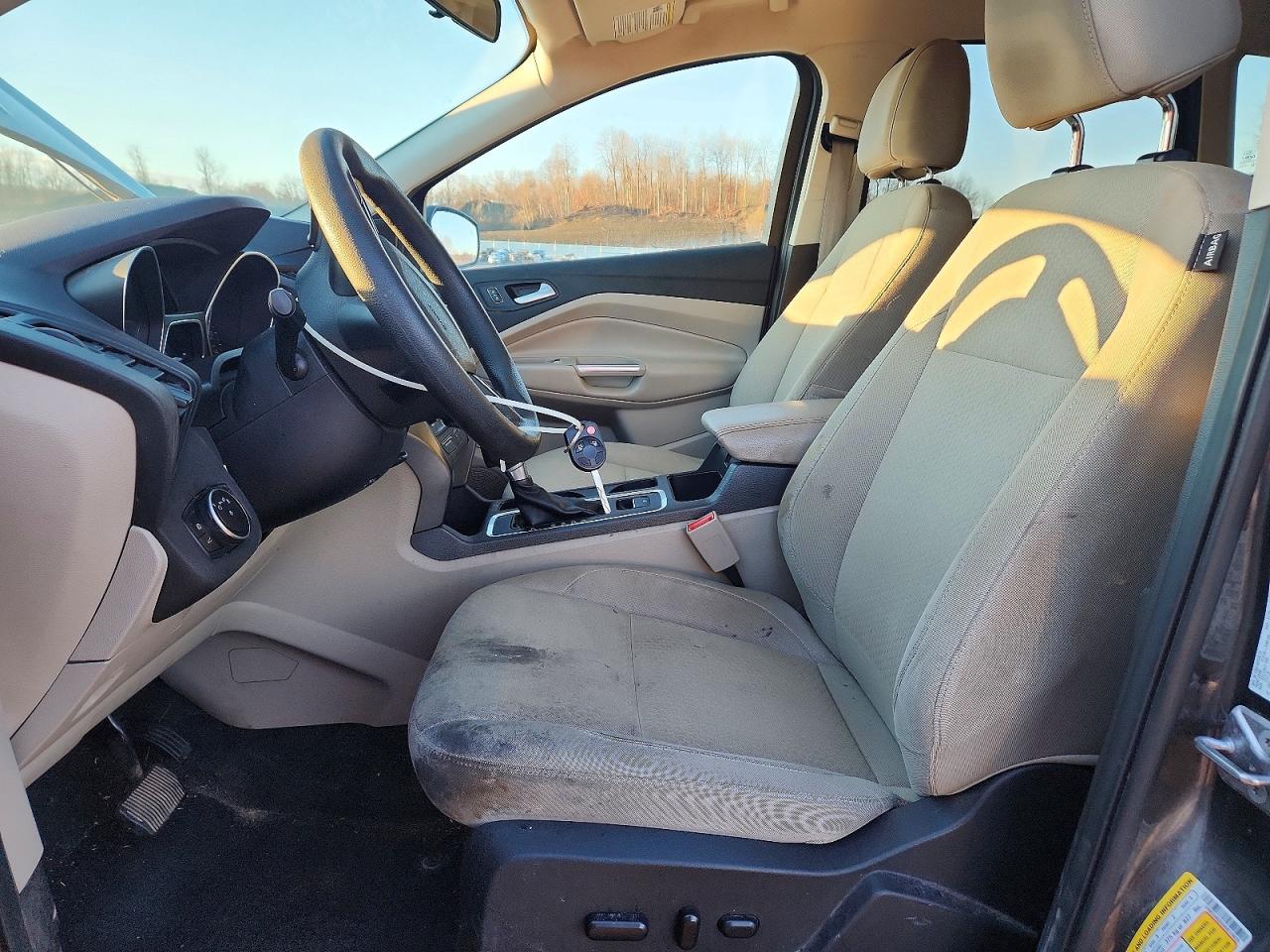 2017 FORD ESCAPE SE photo 7