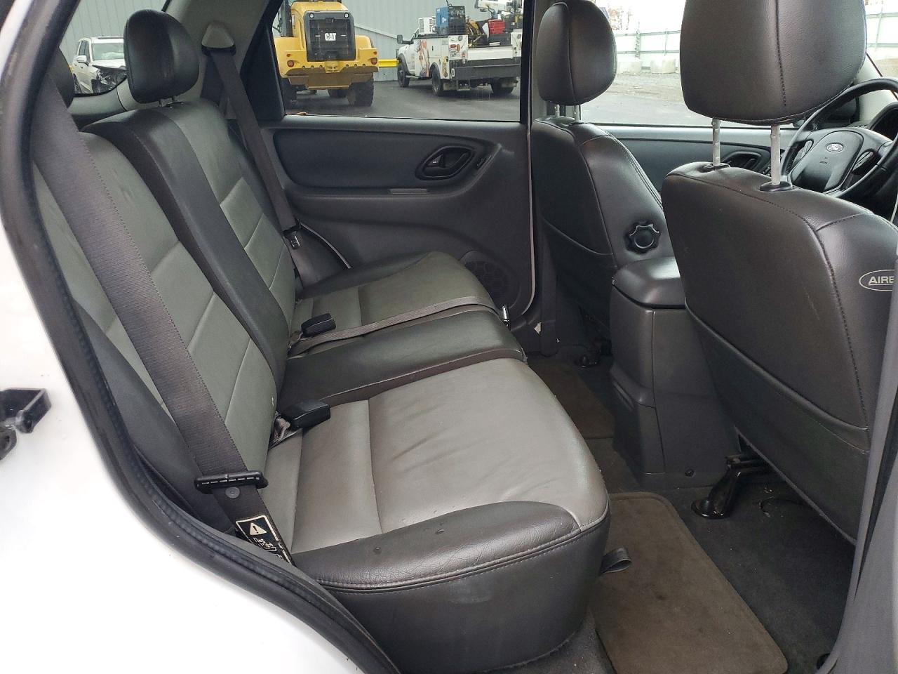 2003 FORD ESCAPE XLT photo 19