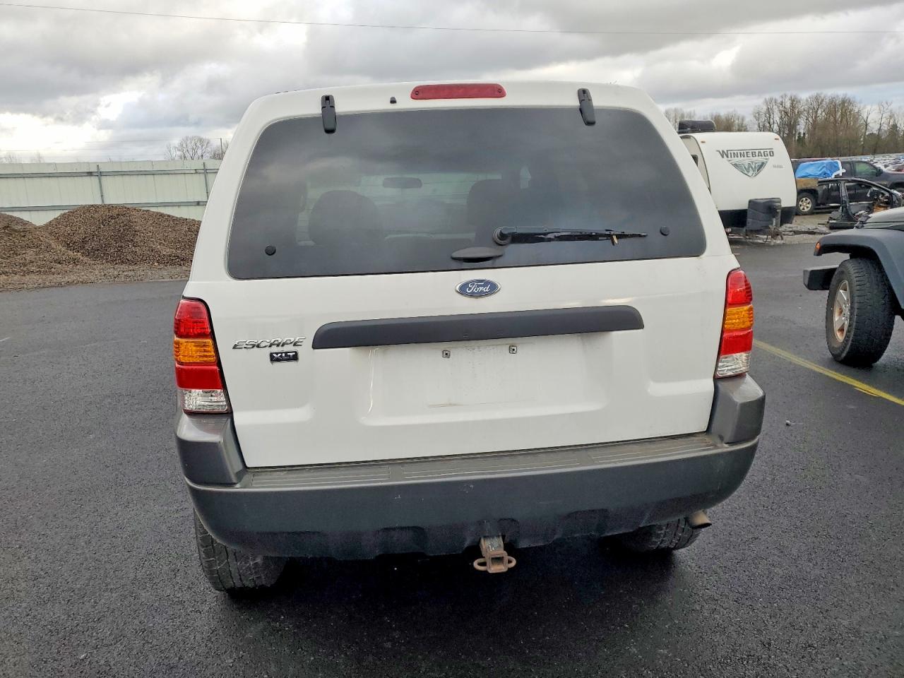 2003 FORD ESCAPE XLT photo 11