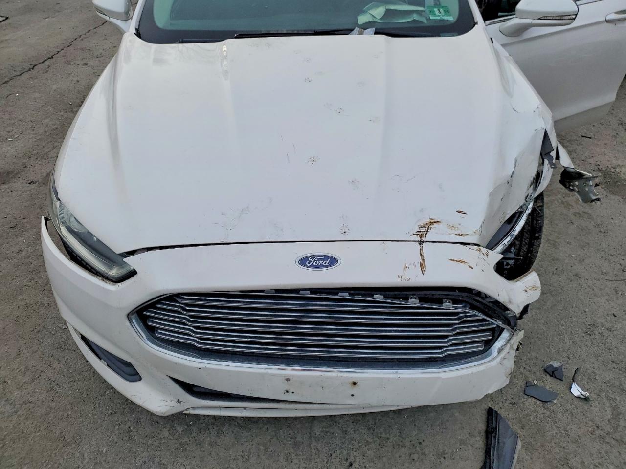 2016 FORD FUSION SE photo 11