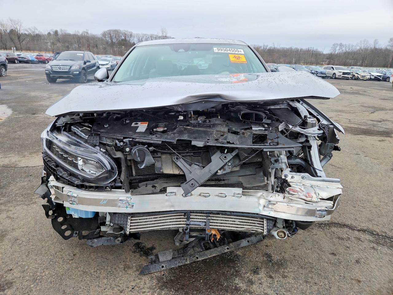 2018 HONDA ACCORD LX photo 5