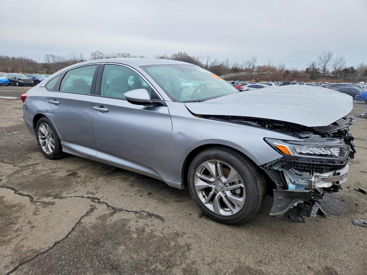 2018 HONDA ACCORD LX photo 4