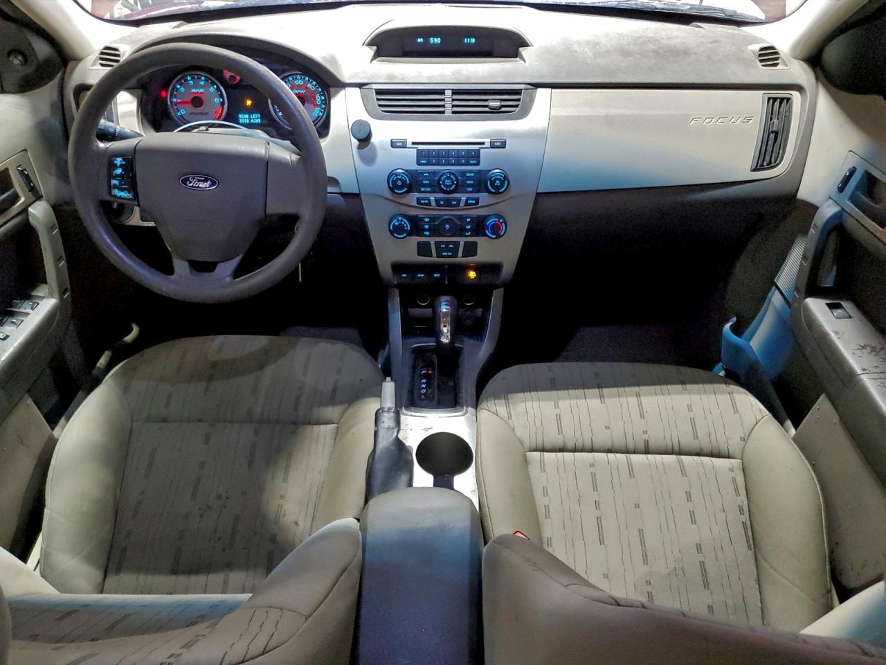 2009 FORD FOCUS SE photo 8
