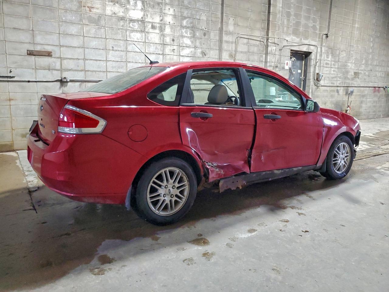2009 FORD FOCUS SE photo 3
