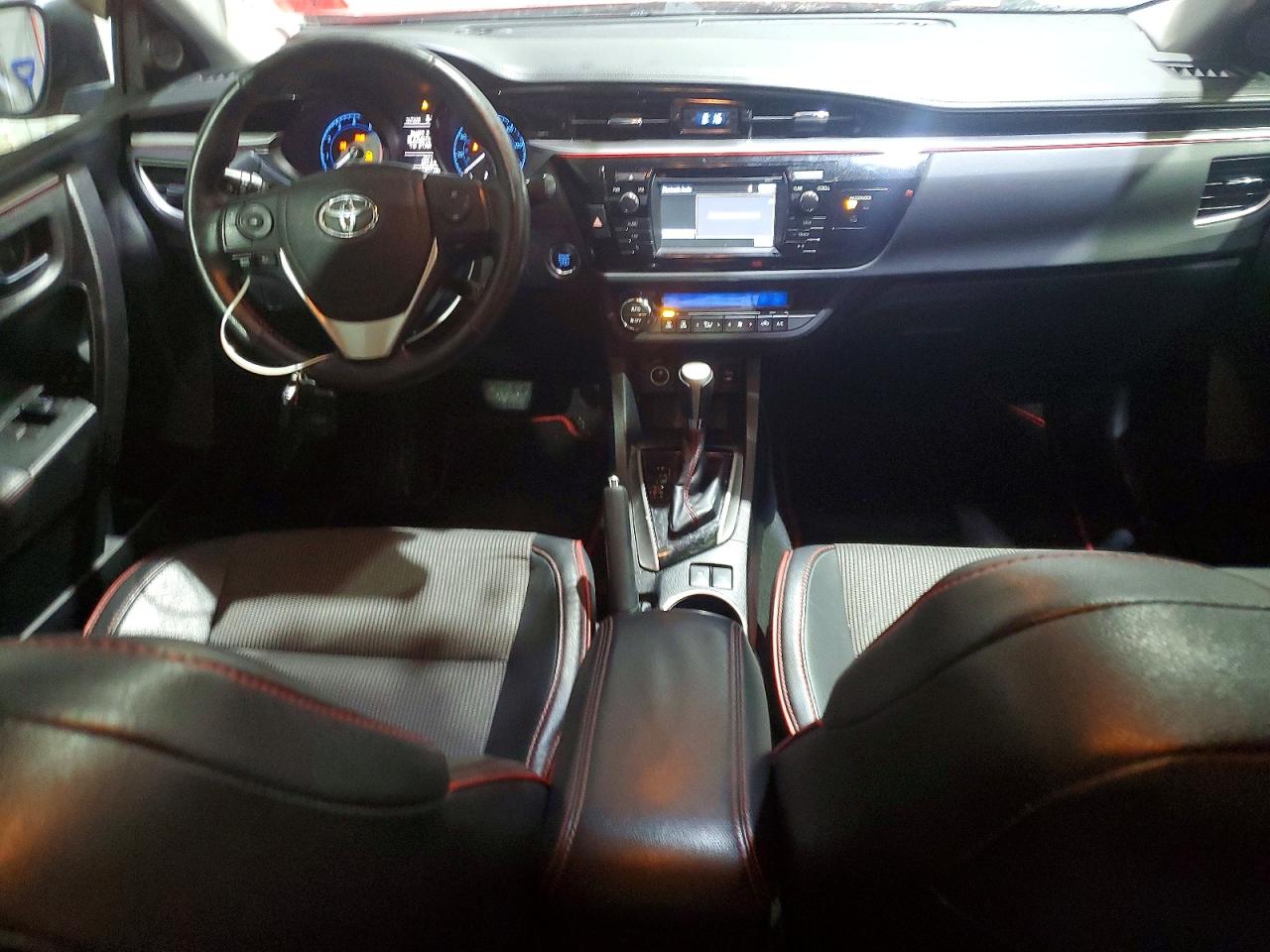 2016 TOYOTA COROLLA L photo 8