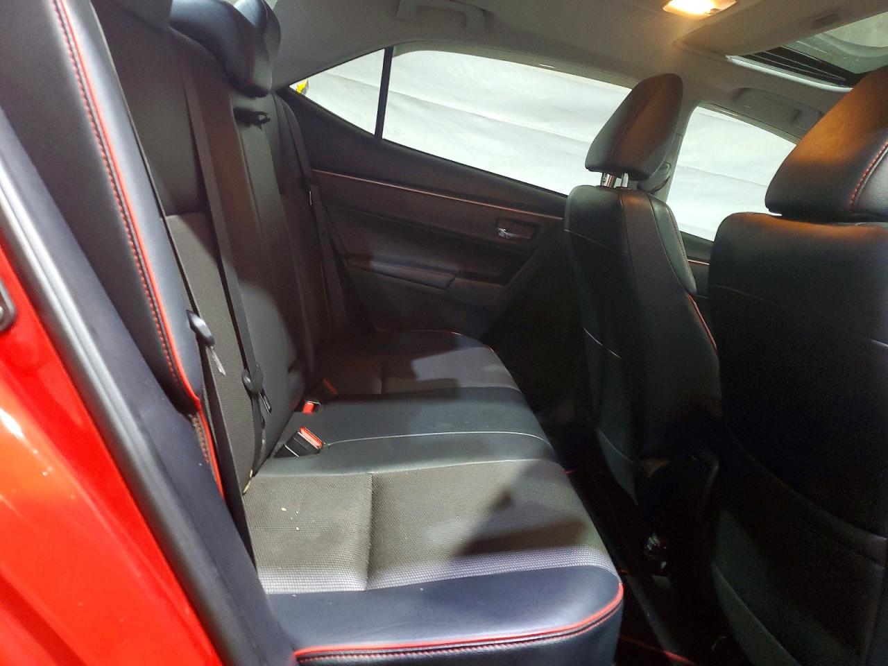 2016 TOYOTA COROLLA L photo 10
