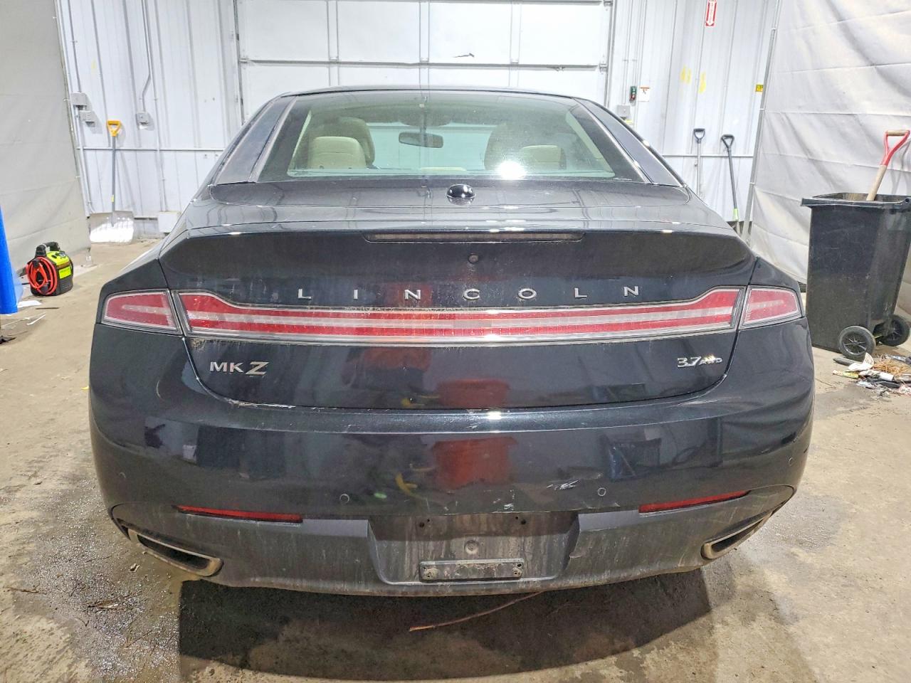 2015 LINCOLN MKZ photo 6