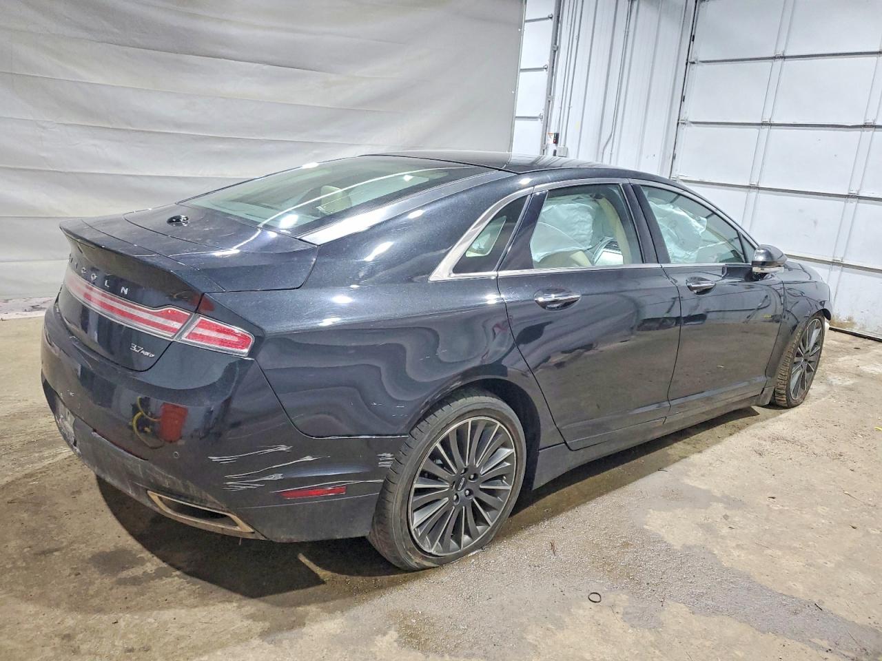 2015 LINCOLN MKZ photo 3