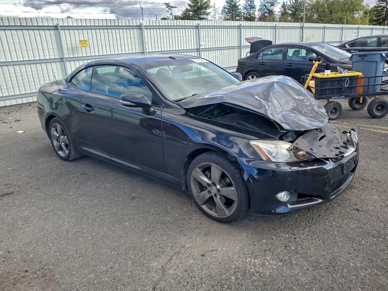 2010 LEXUS IS 250 photo 4