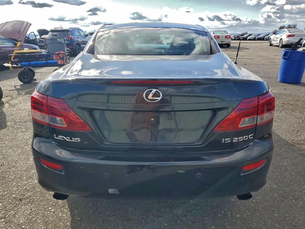 2010 LEXUS IS 250 photo 6