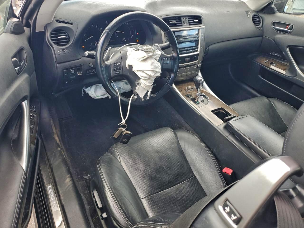 2010 LEXUS IS 250 photo 8
