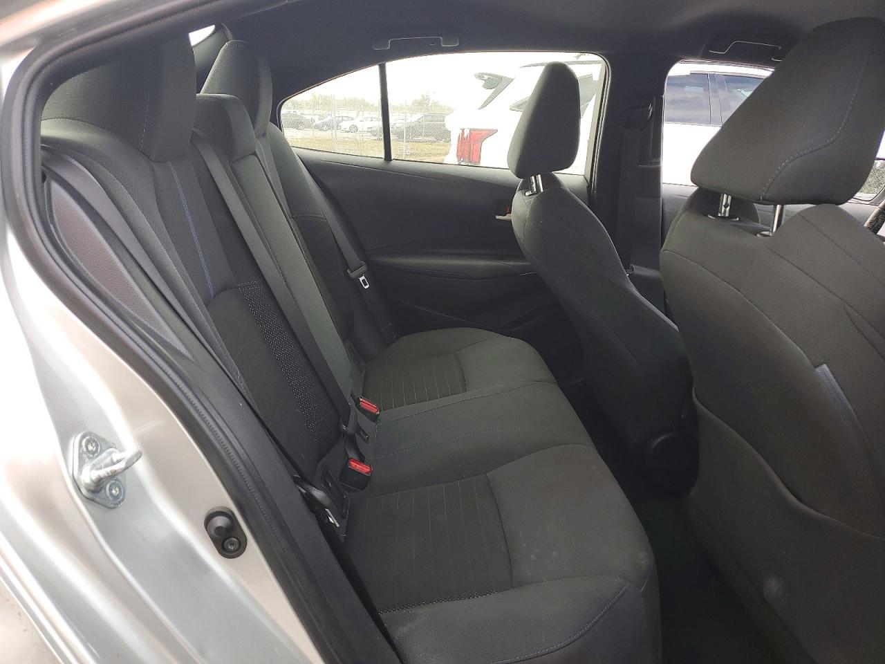 2020 TOYOTA COROLLA SE photo 10