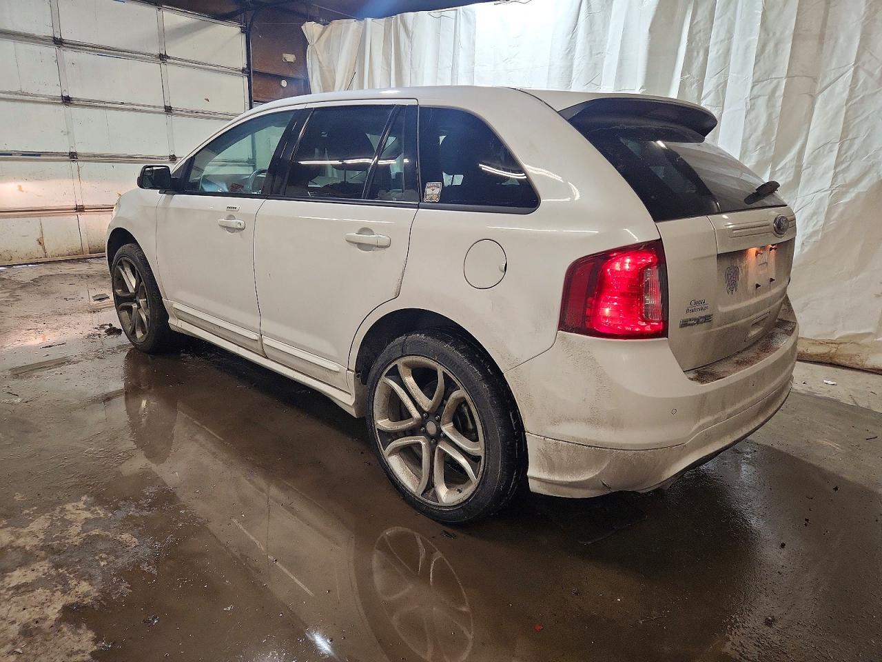 2013 FORD EDGE SPORT photo 2