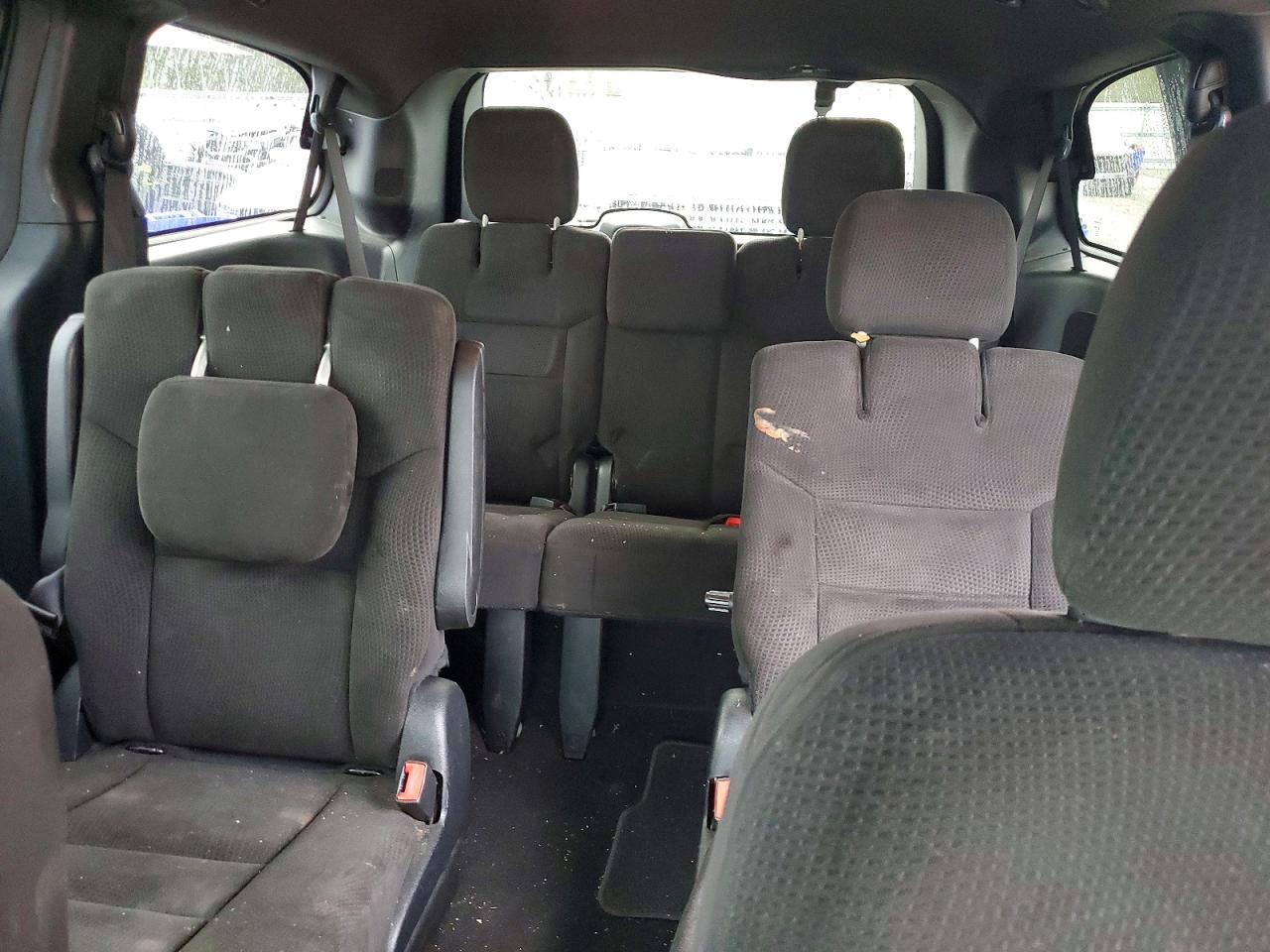 2015 DODGE GRAND CARAVAN SE photo 10