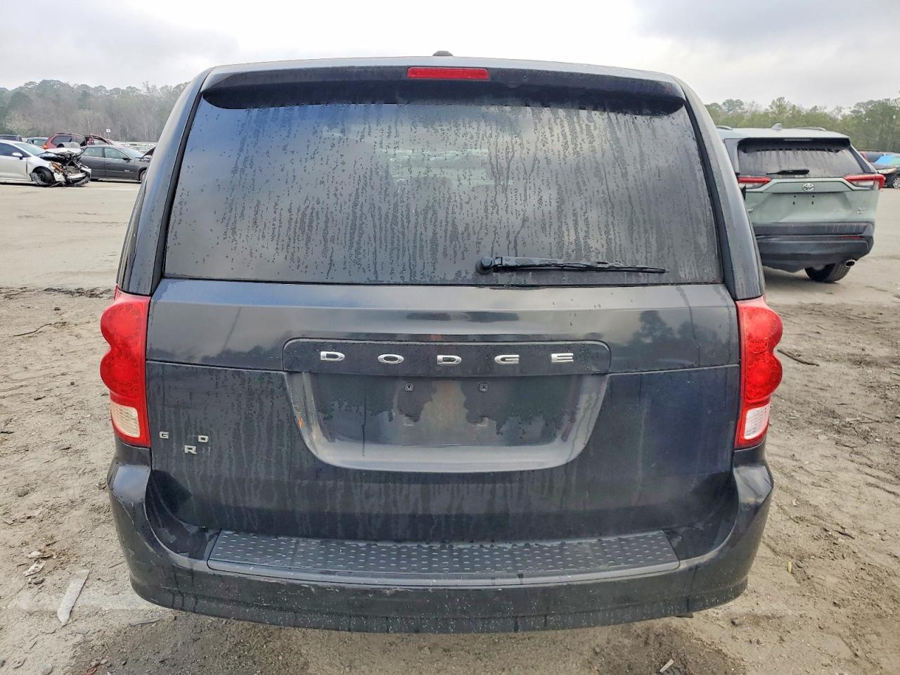2015 DODGE GRAND CARAVAN SE photo 6