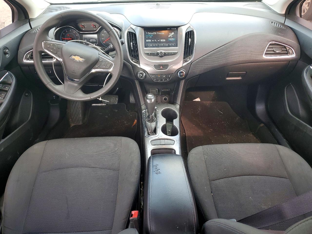2017 CHEVROLET CRUZE LT photo 8