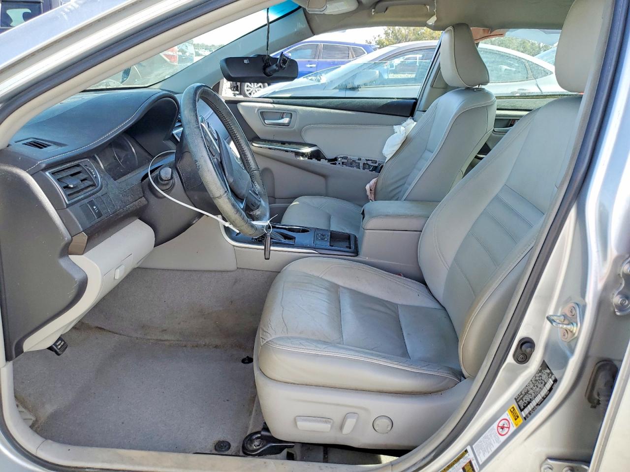 2016 TOYOTA CAMRY LE photo 7