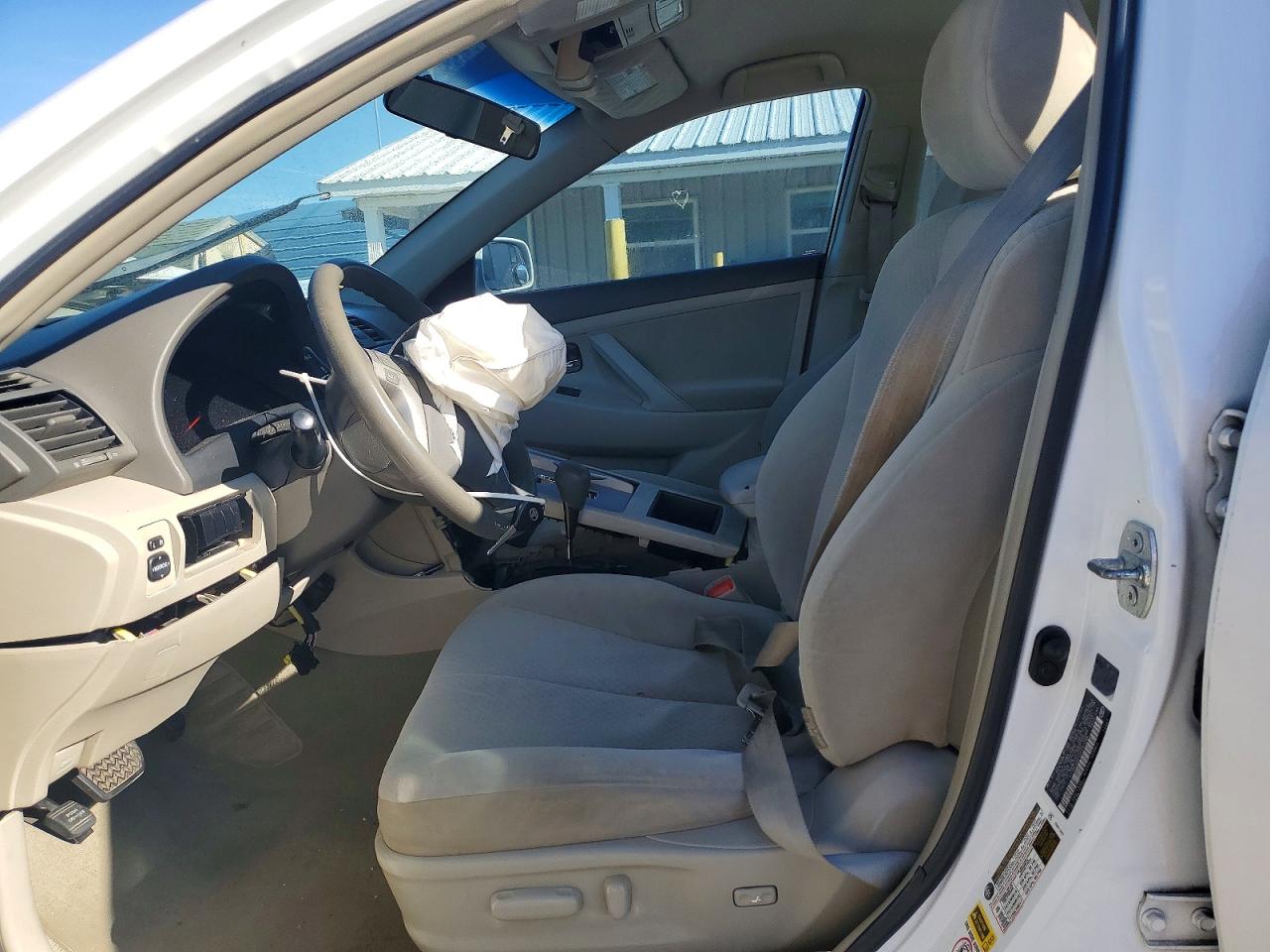 2009 TOYOTA CAMRY BASE photo 7
