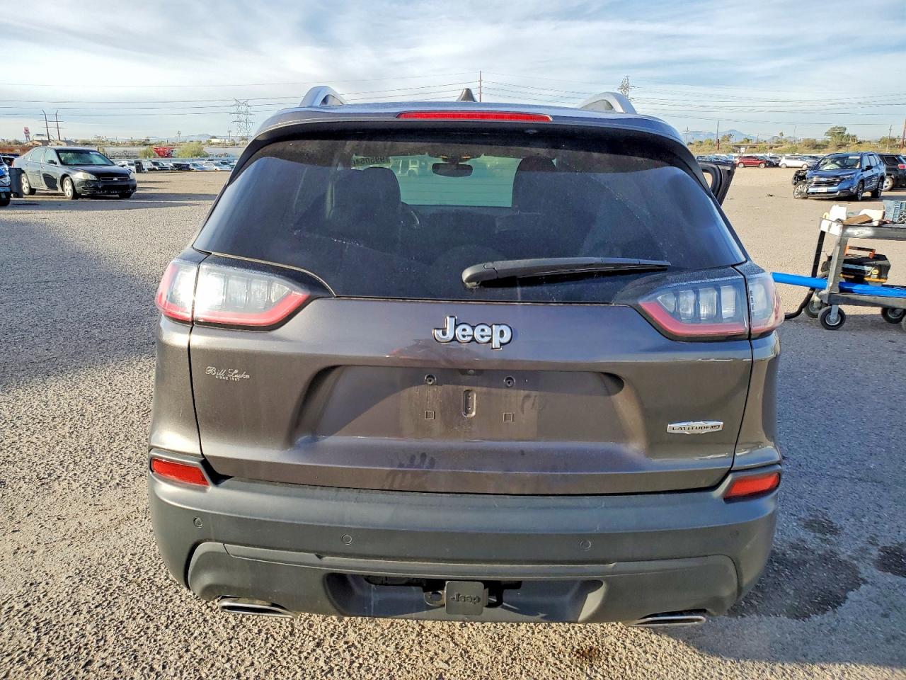 2021 JEEP CHEROKEE LATITUDE LUX photo 6