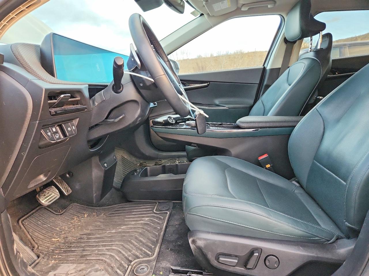 2022 KIA EV6 LIGHT photo 7