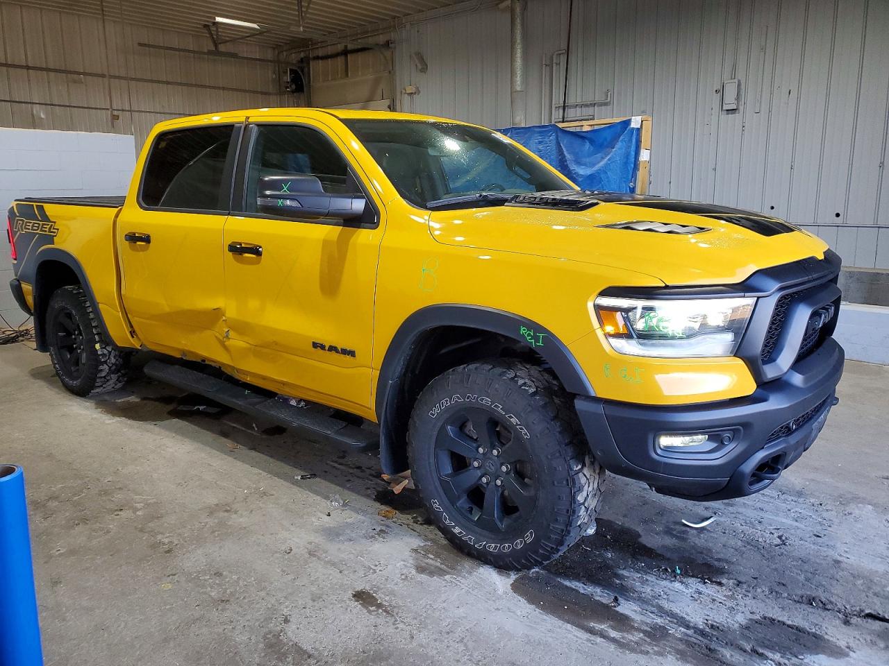 2023 RAM 1500 REBEL photo 7