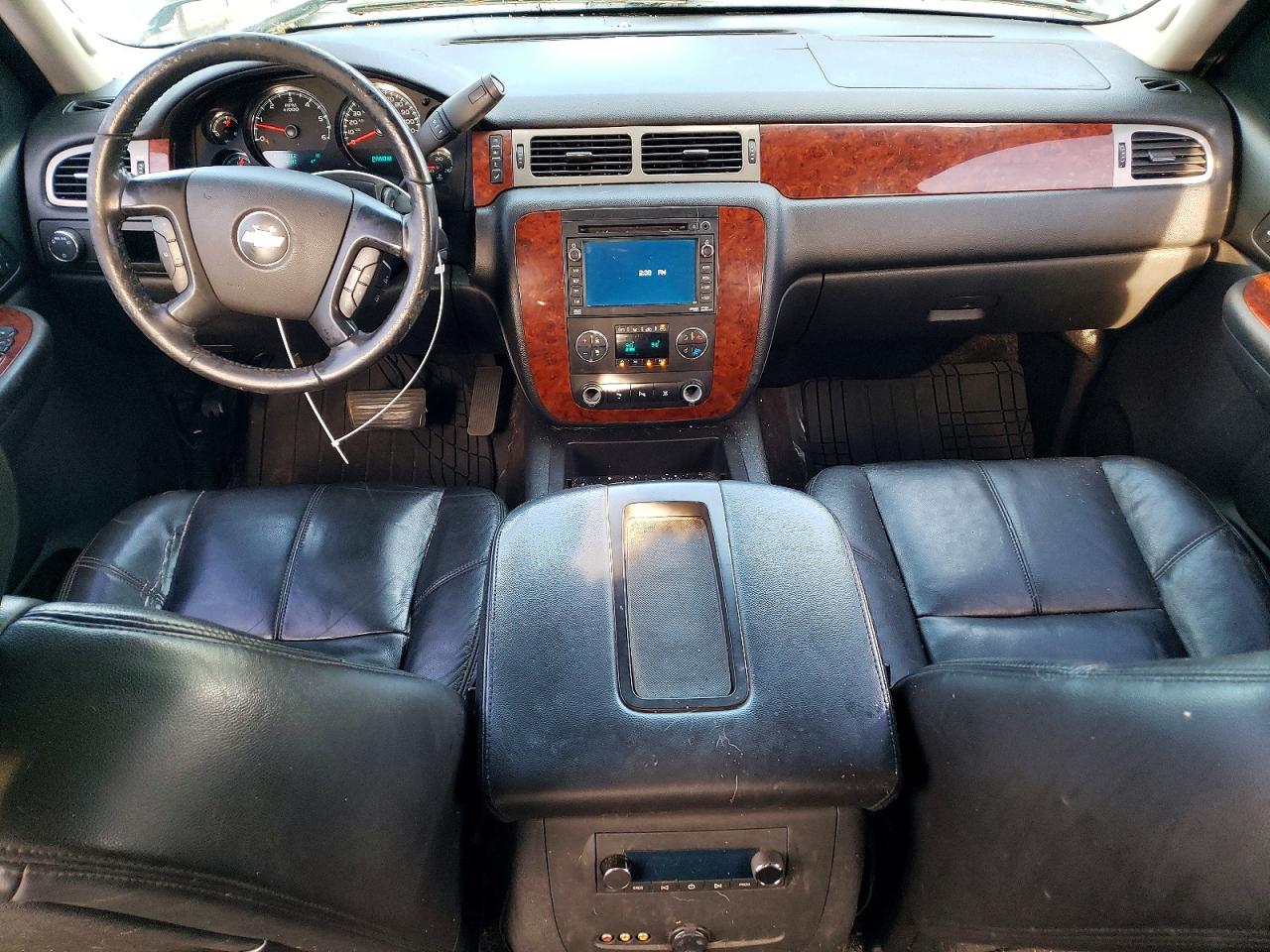 2009 CHEVROLET SILVERADO C1500 LTZ photo 8