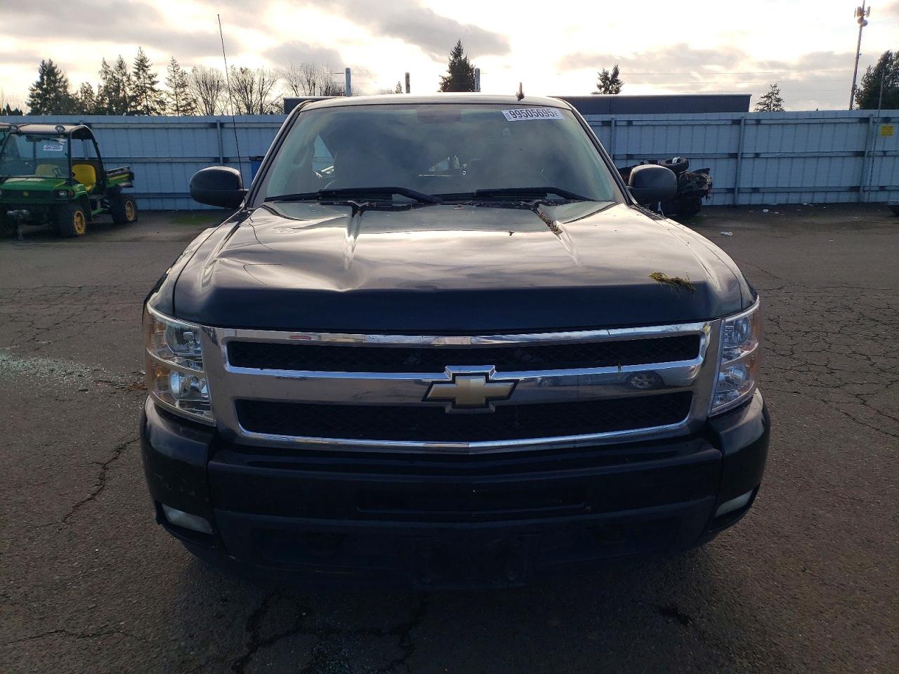 2009 CHEVROLET SILVERADO C1500 LTZ photo 5