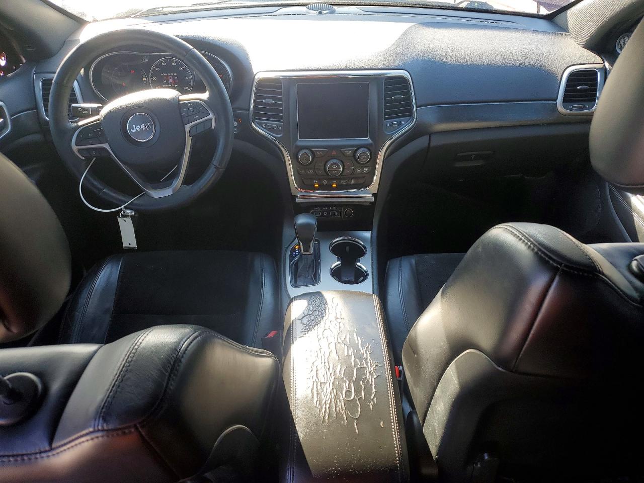 2018 JEEP GRAND CHEROKEE LAREDO photo 8