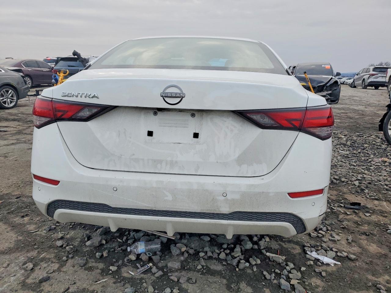 2024 NISSAN SENTRA S photo 6