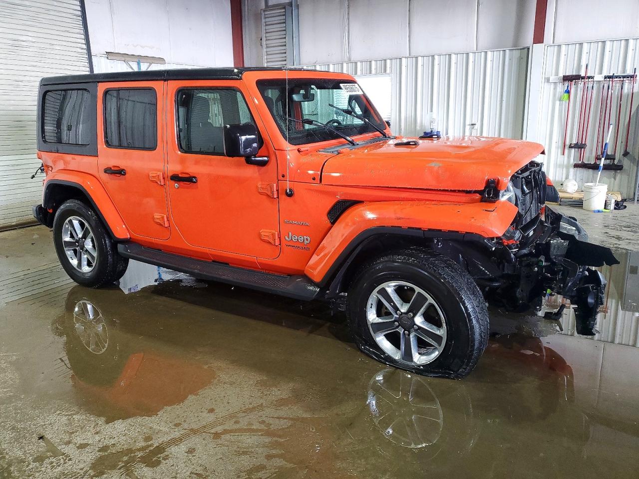 2018 JEEP WRANGLER UNLIMITED SAHARA photo 4