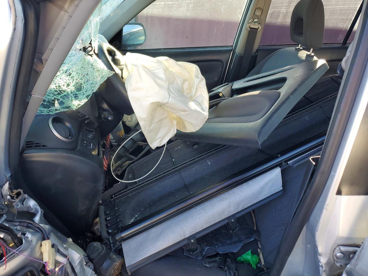 2005 TOYOTA RAV4 photo 7