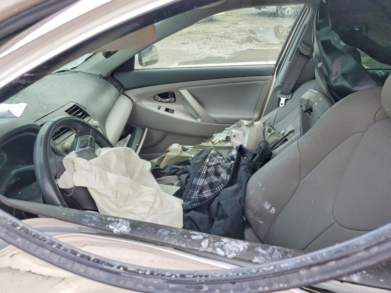 2009 TOYOTA CAMRY SE photo 7